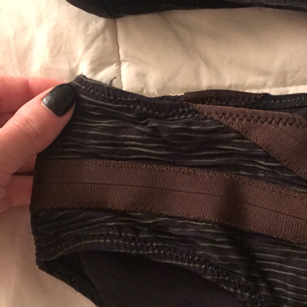 Bikini - Picture 2 of 4